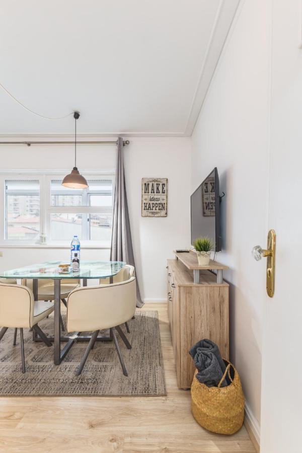 Nice Apartment With Veranda In Gaia - 3D 빌라노바데가이아 외부 사진