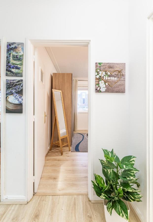 Nice Apartment With Veranda In Gaia - 3D 빌라노바데가이아 외부 사진
